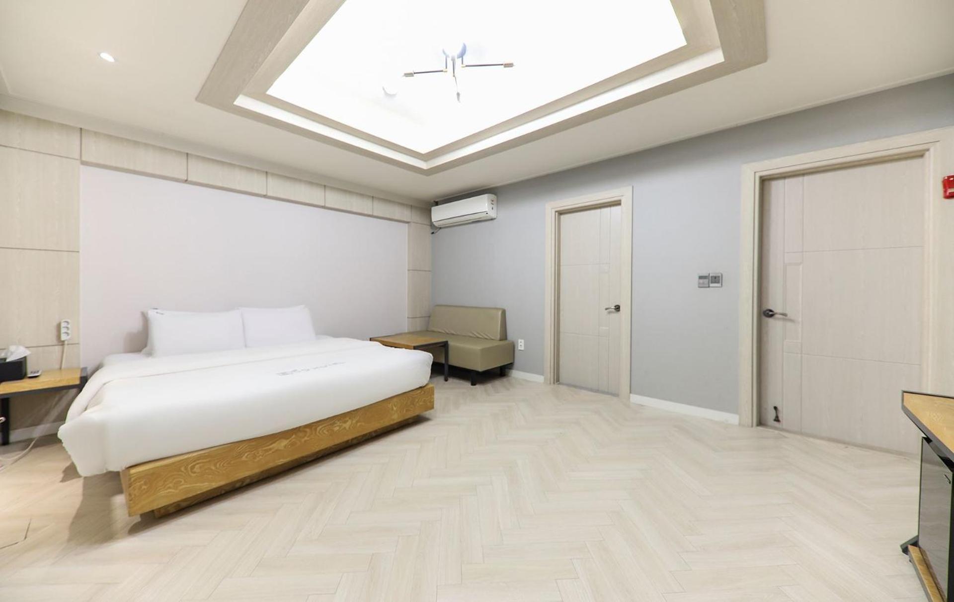 Eco Hotel Mokpo Exterior photo