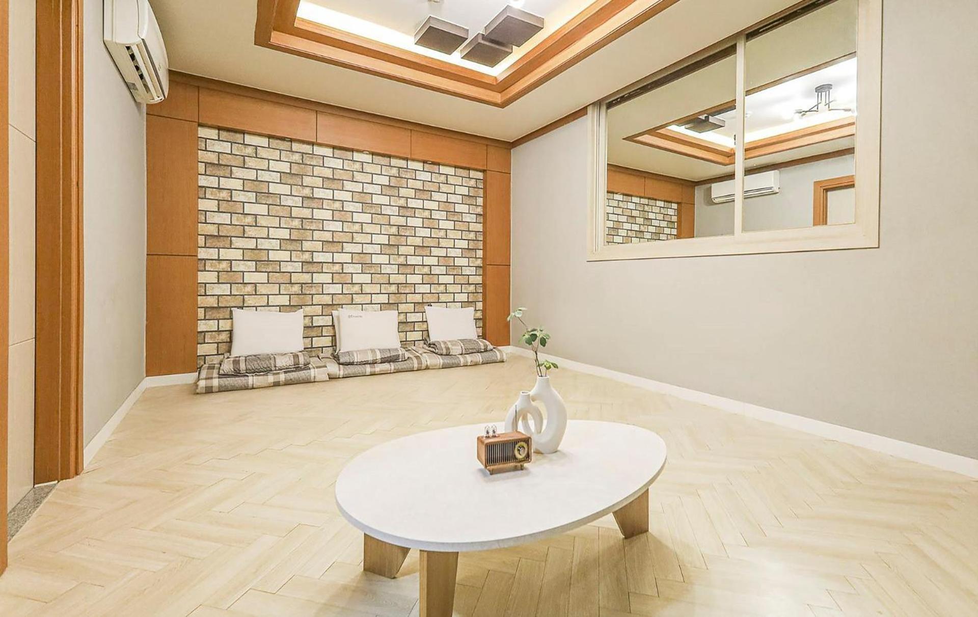 Eco Hotel Mokpo Exterior photo